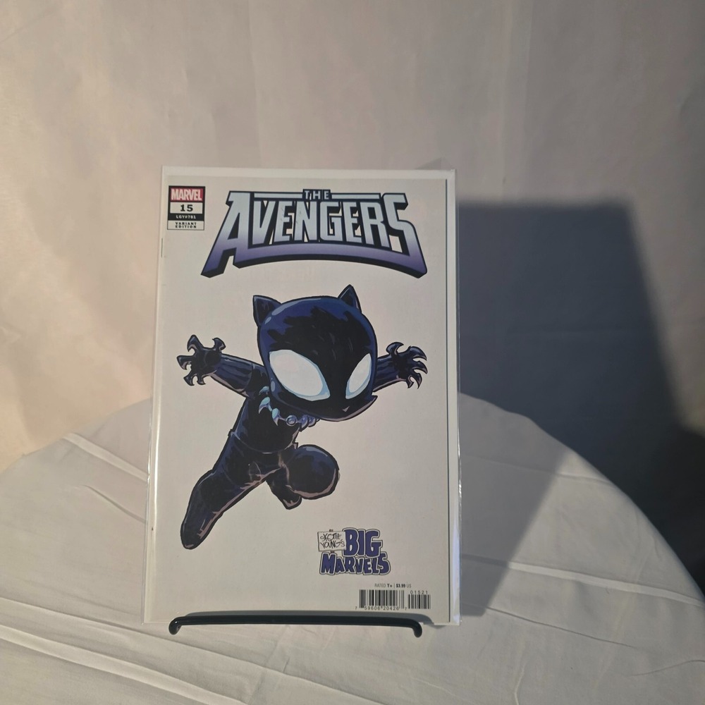 Avengers #15 (2024) 1st Print – Skottie Young BIG MARVELS Black Panther Variant